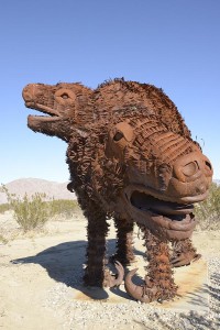 Ricardo Breceda sculpture creature